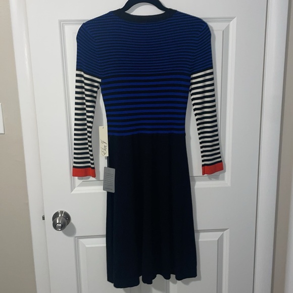 NWT Sweater Dress Small - Picture 2 of 4